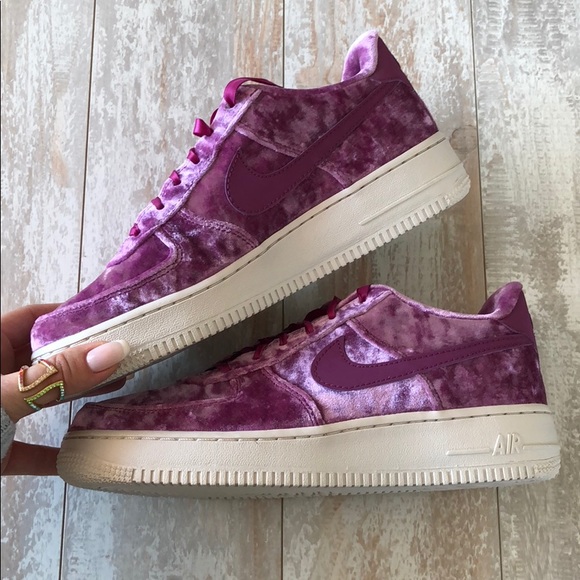 NWTNike Air Force 1 velvet berry! - Picture 5 of 7